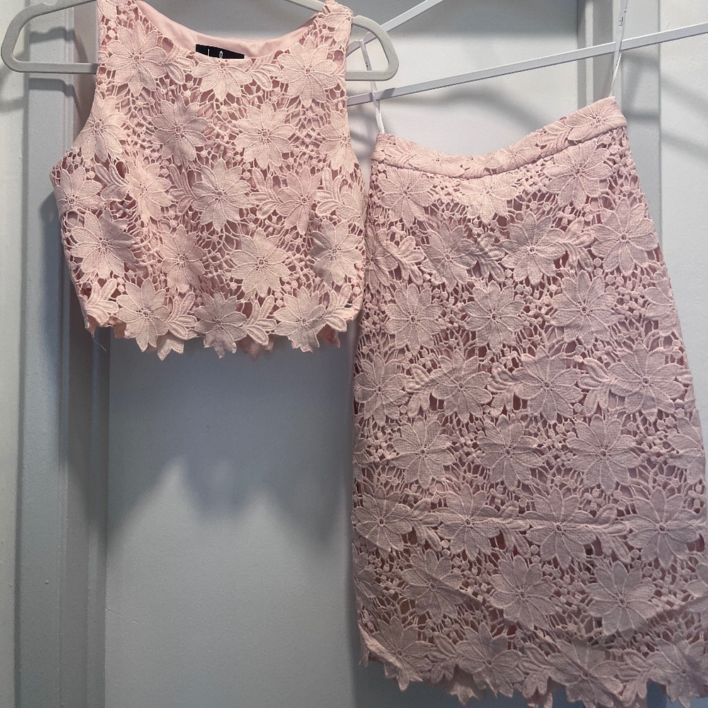 Two piece wedding guest set